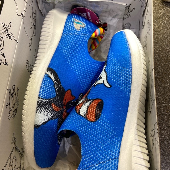 NIB Girls Sketchers brand slip on sneakers Cat in the Hat Sz 3 Blue - Picture 9 of 12